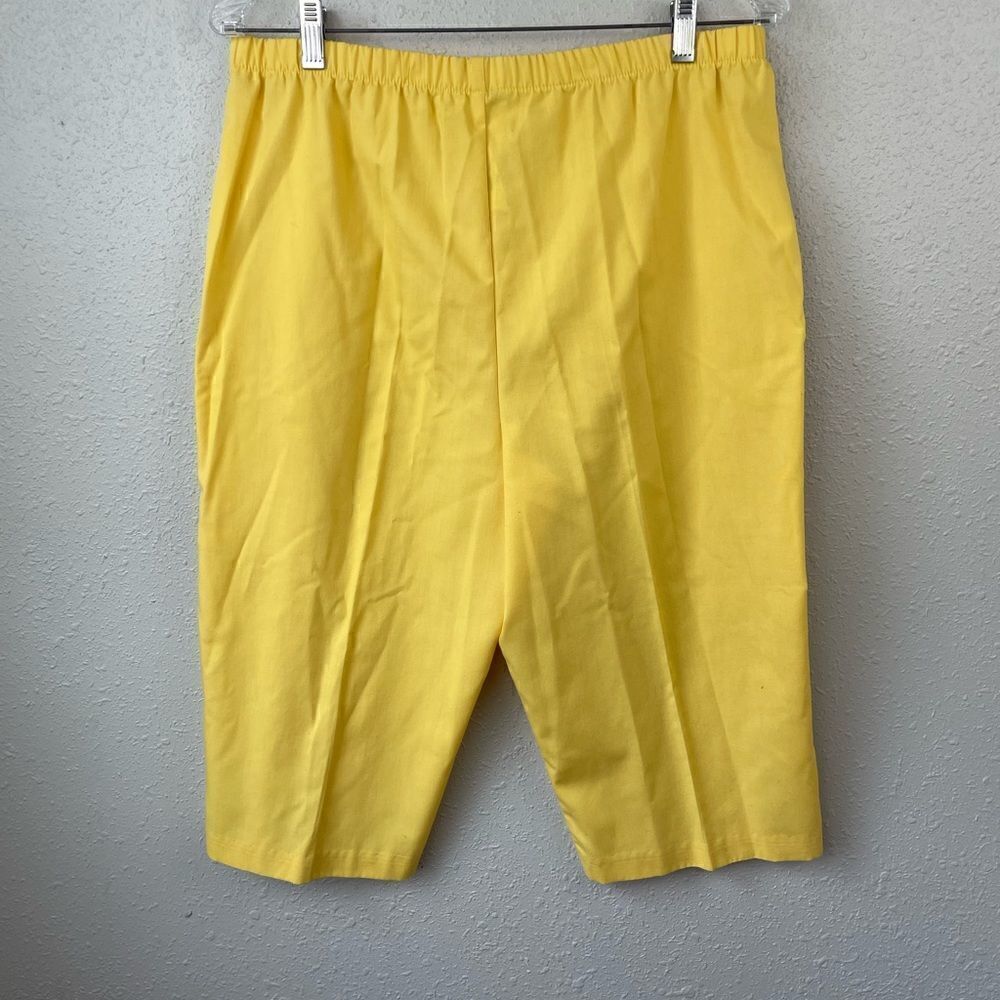 Vintage MLM Yellow Shirt and Matching Shorts Size L EUC - Picture 8 of 8